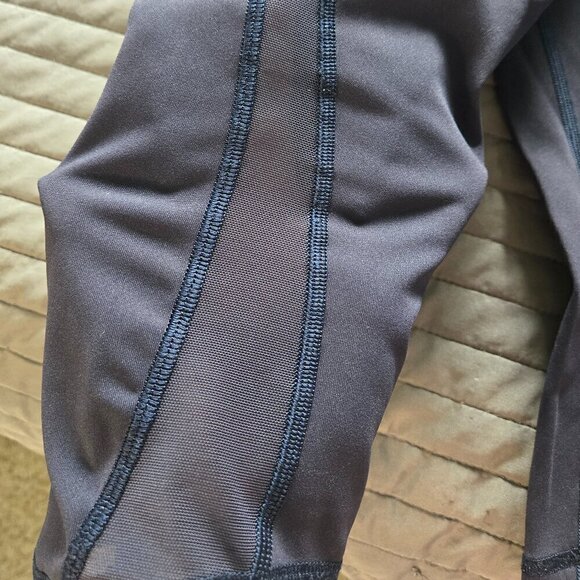 Lululemon Train Times Crop 17" - 4 Midnight Navy - Picture 7 of 7